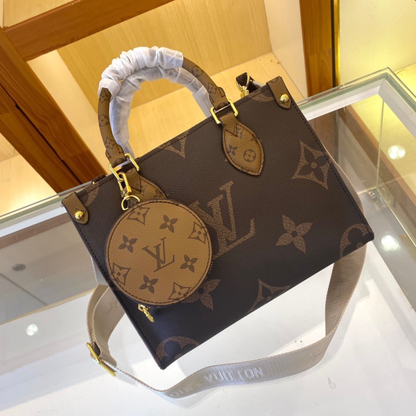 ルイヴィトンバッグ側面デザイン